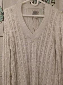 CHICOS 3 Silver Metallic V-Neck Sweatet Like New